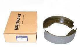 Handbrake Shoes (Rod in Drum Type) Range Rover Classic to 1994. Discovery 1 to 1992.